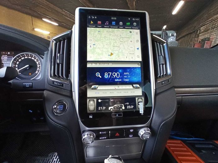 Магнитола для Toyota Land Cruiser 200 2015-2021 (с JBL и 360) - Kuberg ZF-1807H-GE "Тесла-Стиль" монитор 13.6" на Android 13, Быстрая, Carplay, 4G SIM-слот