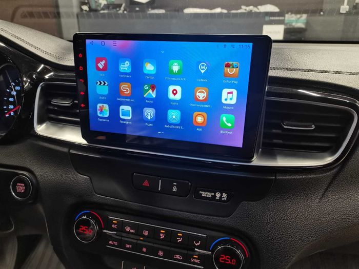 Магнитола для KIA Ceed 3 2018-2020 (CD) - Teyes CC3-2K-SPLIT QLed Android 10, ТОП процессор, 4G SIM-слот, CarPlay, 4/64 ГБ
