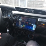 Магнитола для Toyota Hilux 8 2015-2023+ - FarCar BM588/1077M монитор 10.36" QLED на Android 14, TS10, 4+32Гб, CarPlay, 4G SIM-слот