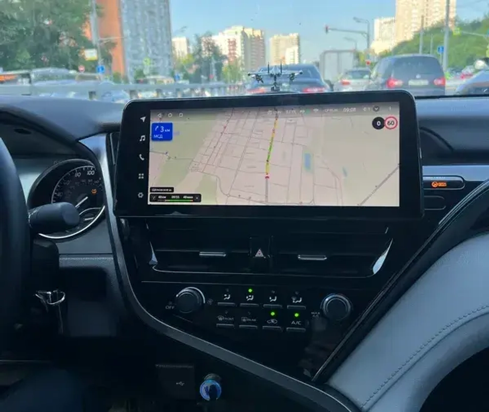 Магнитола для Toyota Camry 70 (75) 2021-2023 (РФ, Евро, Китай) - Teyes LUX ONE монитор 12.3" 2K QLED на Android 10, CarPlay, 4G SIM-слот, 6/128ГБ