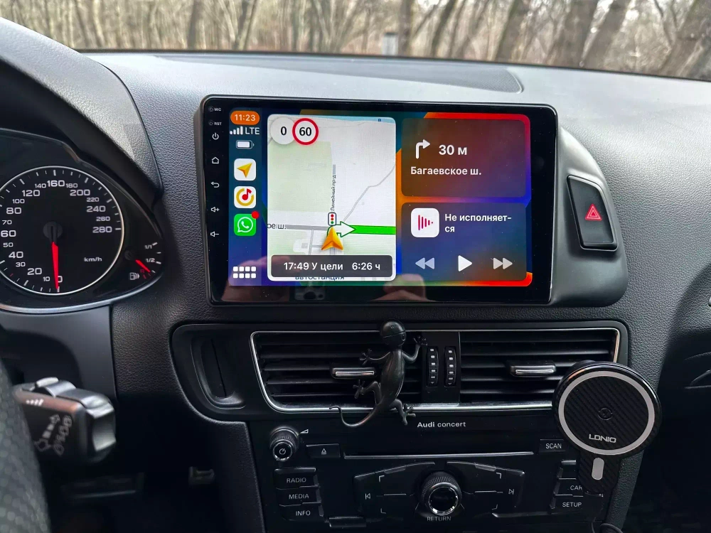 Магнитола для Audi Q5 8R 2008-2016 с джойстиком MMI - FarCar BM9-9561B монитор 9.5" QLED на Android 14, TS10, 4+32Гб, CarPlay, 4G SIM-слот