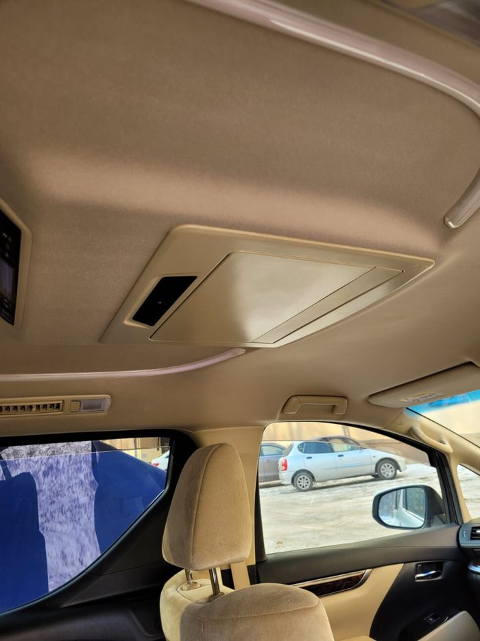 Монитор потолочный моторизированный для Toyota Alphard - ERGO ER15AFL-AUTO 15,6" (1920х1080 FullHD, Android, 3+32Gb) бежевый