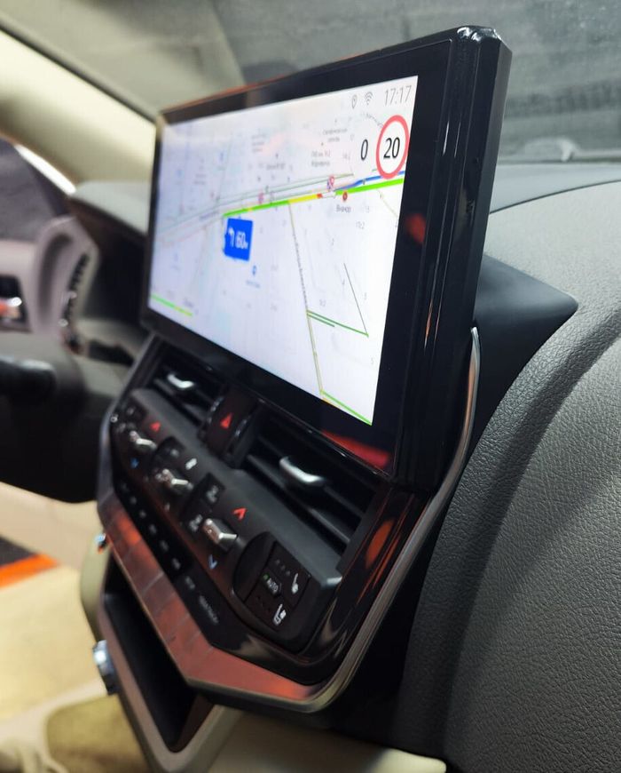 Магнитола для Toyota Land Cruiser 200 2015-2021 (с JBL и 360) - Kuberg ZH-T1604 монитор 16.3", Android 12, 8Гб+128Гб, CarPlay, 4G SIM-слот, блок климата и беспроводная зарядка