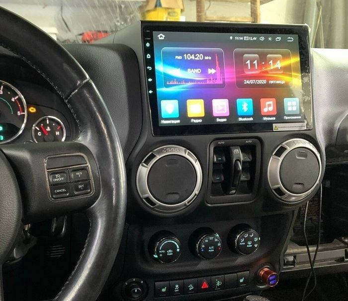 Магнитола для Jeep Wrangler 2010-2014 - Kuberg OL-1258-1 QLed, Android 13, TS20, CarPlay, SIM-слот