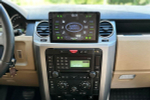 Магнитола для Land Rover Discovery 3 2005-2009 (закругленные углы) - Teyes CC3 Android 10, ТОП процессор, 4/32 Гб, CarPlay, SIM-слот