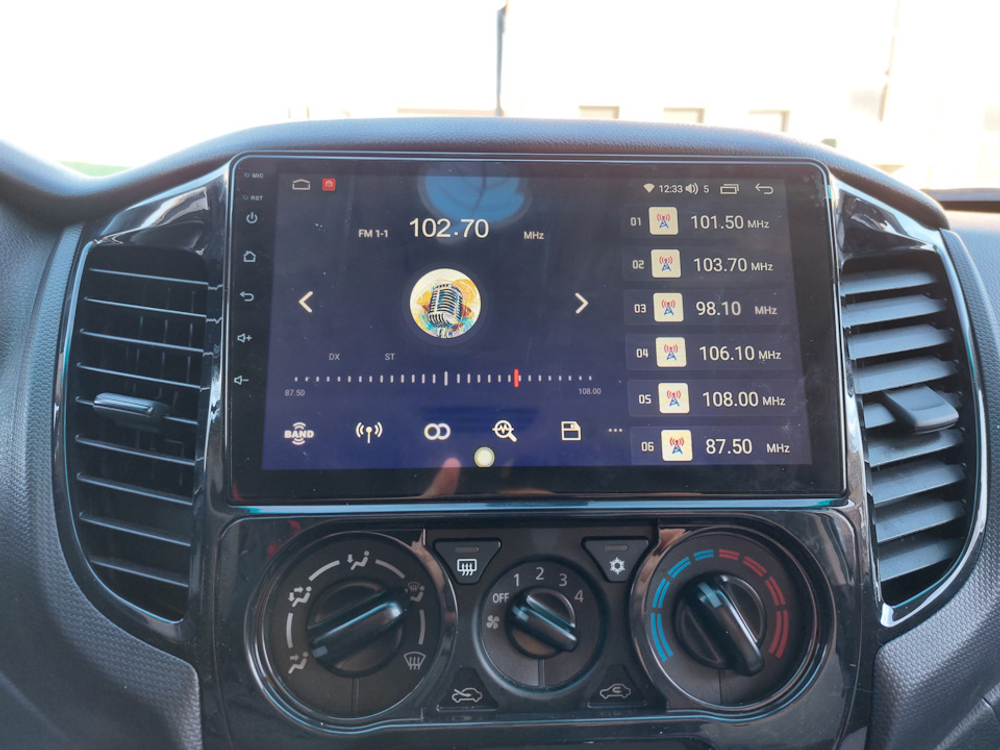 Магнитола для Mitsubishi L200 2015-2024 (кондиционер), FIAT Fullback - Kuberg OL-9567-1 QLed, Android 13, TS20, CarPlay, SIM-слот