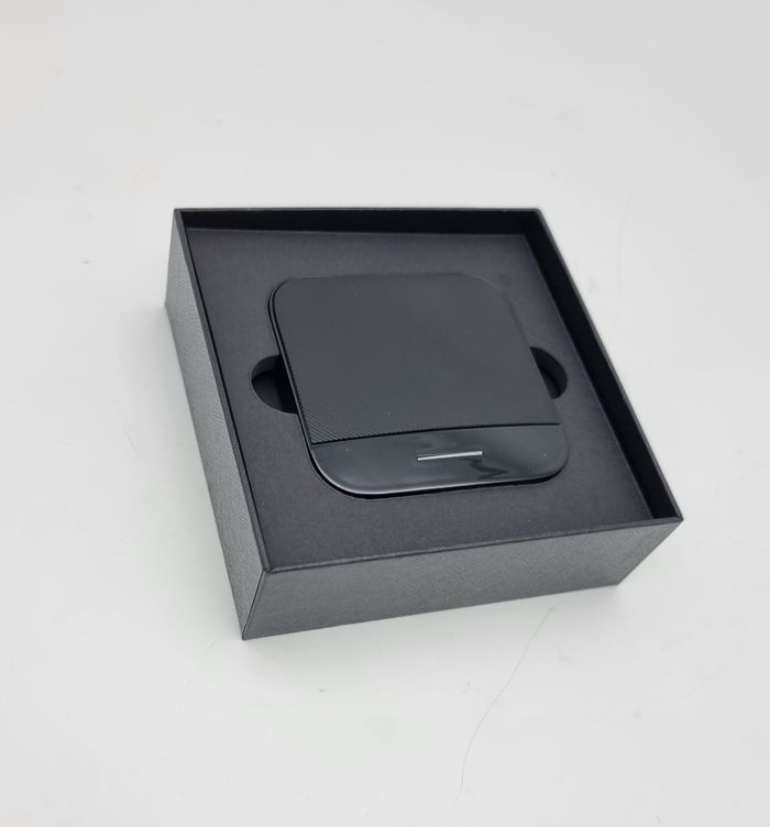 Мультимедиа блок для BMW 2019+ со штатным беспроводным CarPlay - Kuberg AI-990 на Android 10, 4G SIM-слот, простое подключение