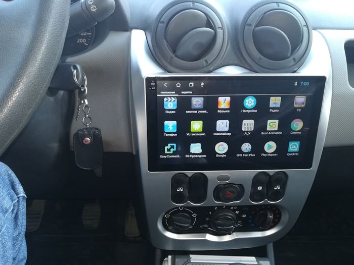 Магнитола для Renault Logan/Sandero 2009-2014 - Kuberg SF-9944 QLed+2K, Android 13, UIS7870 (DUDU7), CarPlay, SIM-слот