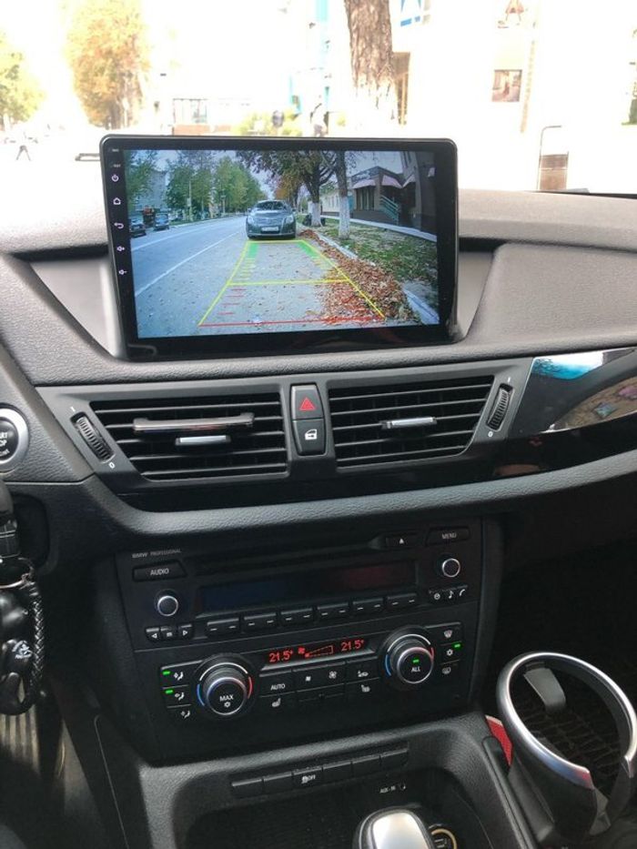 Магнитола для BMW X1 E84 2009-2014 (взамен верхнего бардачка) - Teyes CC3 монитор 10" QLED на Android 10, Быстрая, CarPlay, 4G SIM-слот