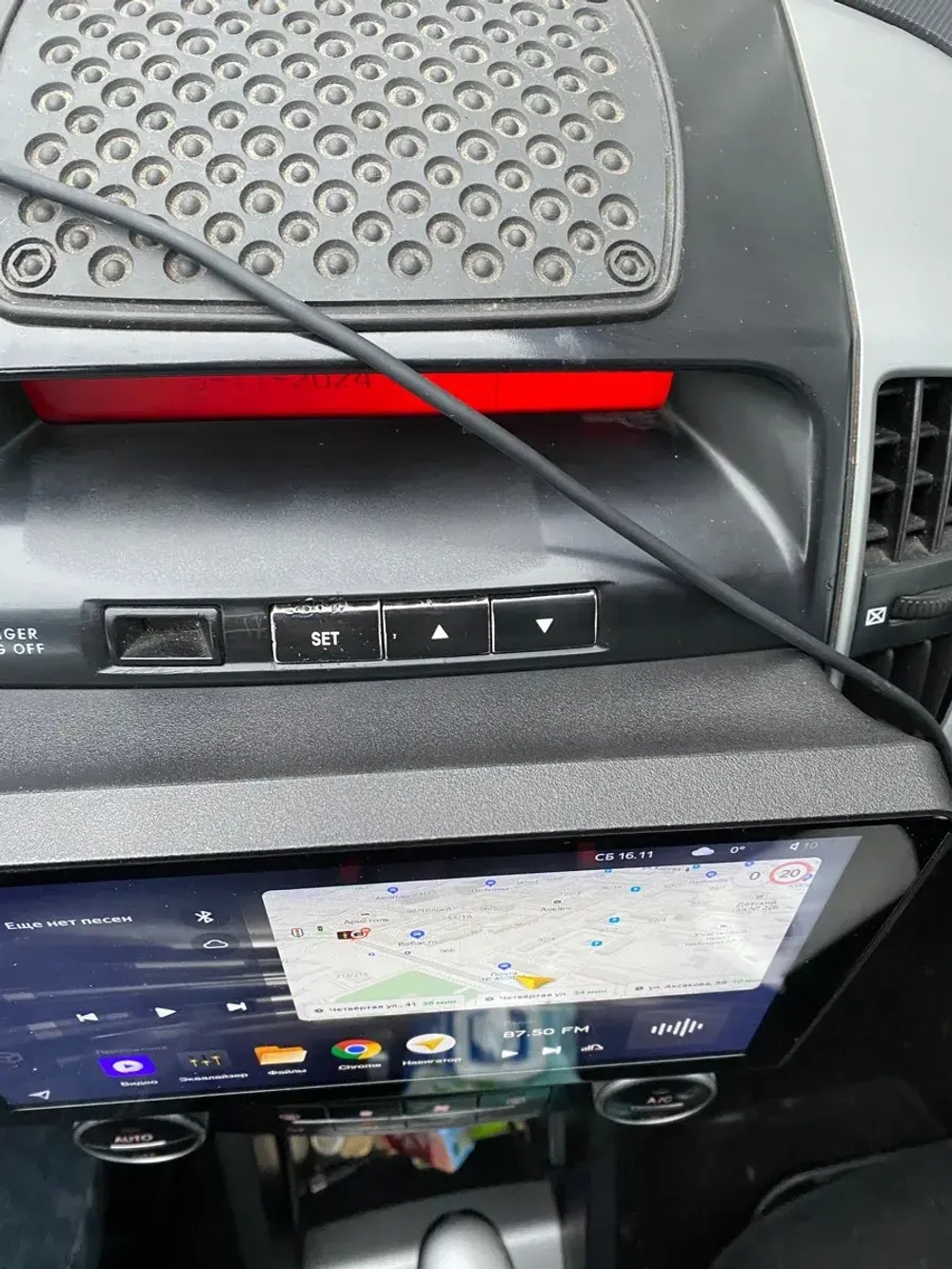 Магнитола для KIA Ceed 2010-2012 - Vaycar VA27-7216 на Android 13, 8-ядер, 2Гб-32Гб, 4G SIM-слот