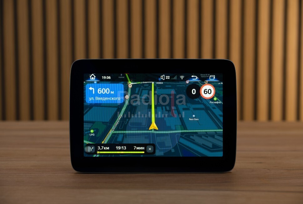 Магнитола для Mercedes-Benz G 2015-2018 - RDL-7706 монитор 8.4" на Android 13, 8Гб+128Гб, CarPlay, 4G SIM-слот