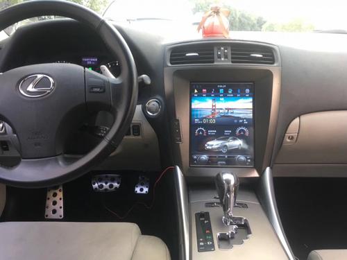 Магнитола для Lexus IS250 2005-2013 XE20 (любые комплектации) - Kuberg ZF-1130-Q6 вертикальный экран 10.4" в стиле "Тесла" на Android 11, 8/128Гб, CarPlay, 4G SIM-слот
