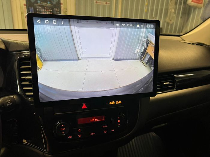 Магнитола для Mitsubishi Outlander 3 2012-2022 (рамка 9") - Parafar PF230T2LUX2 на Android 13, QLED 2K монитор 11" или 13", 8Гб+128Гб, CarPlay, 4G SIM-слот