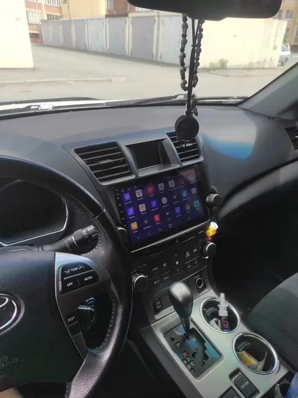 Магнитола для Toyota Highlander 2007-2013 (крутилки декоративные) - Vaycar VA77-0035 на Android 13, 8-ядер, 4G SIM-слот