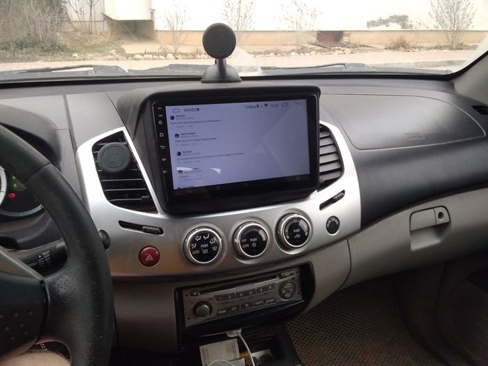 Магнитола для Mitsubishi L200, Pajero Sport 2006-2016 - Parafar PF220UHD на Android 13, QLED, ТОП процессор, 8Гб+128Гб, CarPlay, 4G SIM-слот