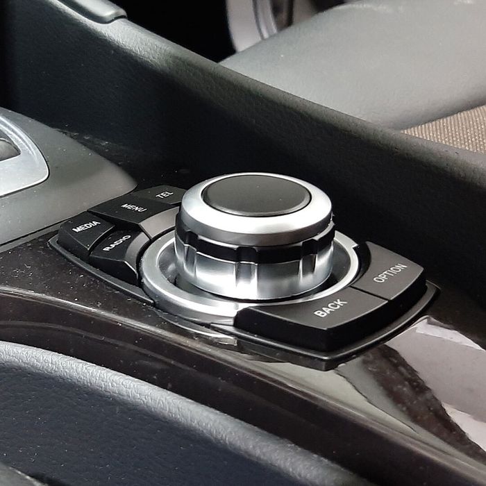 Магнитола для BMW 1-серия (F20) 2017-2019 EVO - RDL-6211 монитор 10.25" на Android 13, Быстрая, CarPlay, 4G SIM-слот