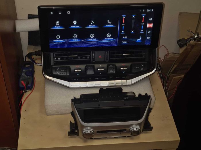 Магнитола для Toyota Land Cruiser 200 2015-2021 (с JBL и 360) - Kuberg ZH-T1604 монитор 16.3", Android 12, 8Гб+128Гб, CarPlay, 4G SIM-слот, блок климата и беспроводная зарядка