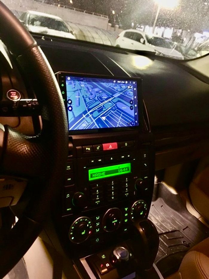 Магнитола для Land Rover Freelander 2 2007-2012 (монохром) - Teyes CC2 PLUS Android 10, ТОП процессор, 4-64, SIM-слот