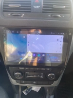 Магнитола для Skoda Yeti 2009-2018 (климат) - Parafar PF994T1LUX1RN2K на Android 13, QLED+2K, ТОП процессор, 4Гб+32Гб, CarPlay, 4G SIM-слот
