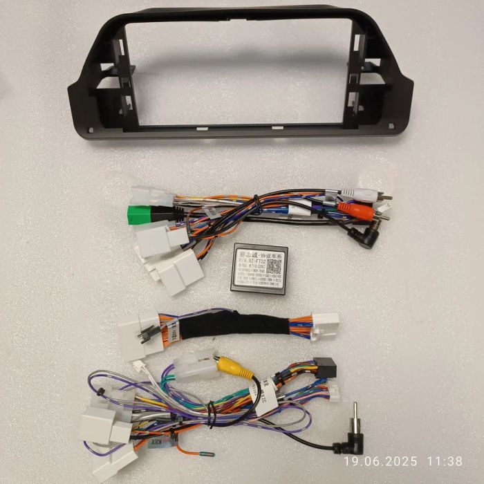 Магнитола для Toyota RAV4 5 (XA50) 2018-2024 (top) - Kuberg MKD-FT004D монитор 12.3" в стиле MERCEDES на Android 11, CarPlay, 4G SIM-слот