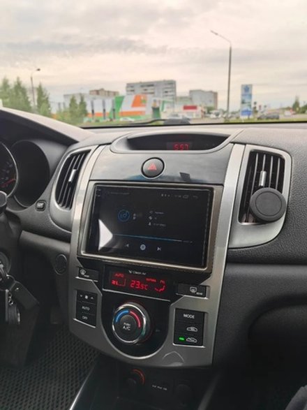 Магнитола для KIA Cerato 2 Koup 2008-2013 (купе) - Teyes CC3L монитор 9" IPS на Android 10, 8-ядер, CarPlay, 4G SIM-слот