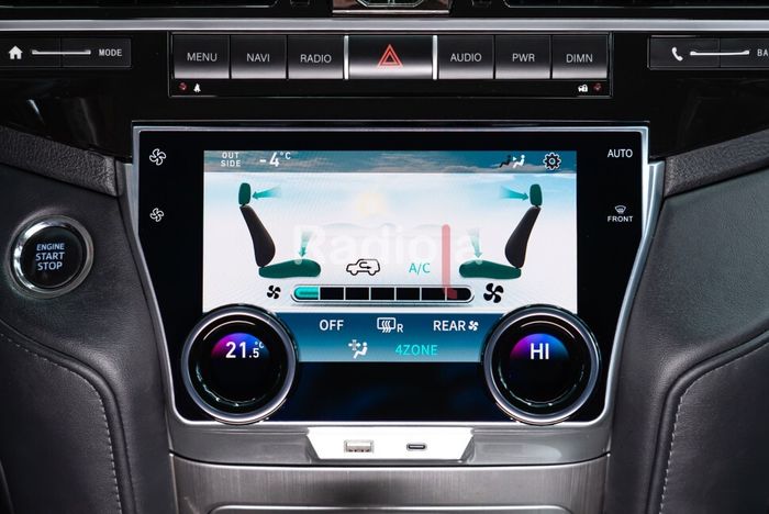 Цифровая панель климата Toyota Land Cruiser 200 2016-2021 - RDL-LC200 с экраном LCD/ЖК