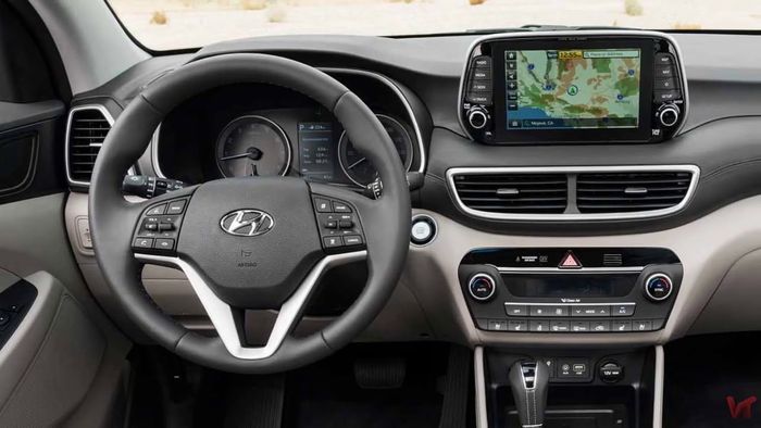 Магнитола для Hyundai Tucson 3 2018-2021 - Kuberg монитор 12.3" в стиле MERCEDES на Android 13, Быстрая, CarPlay, 4G SIM-слот