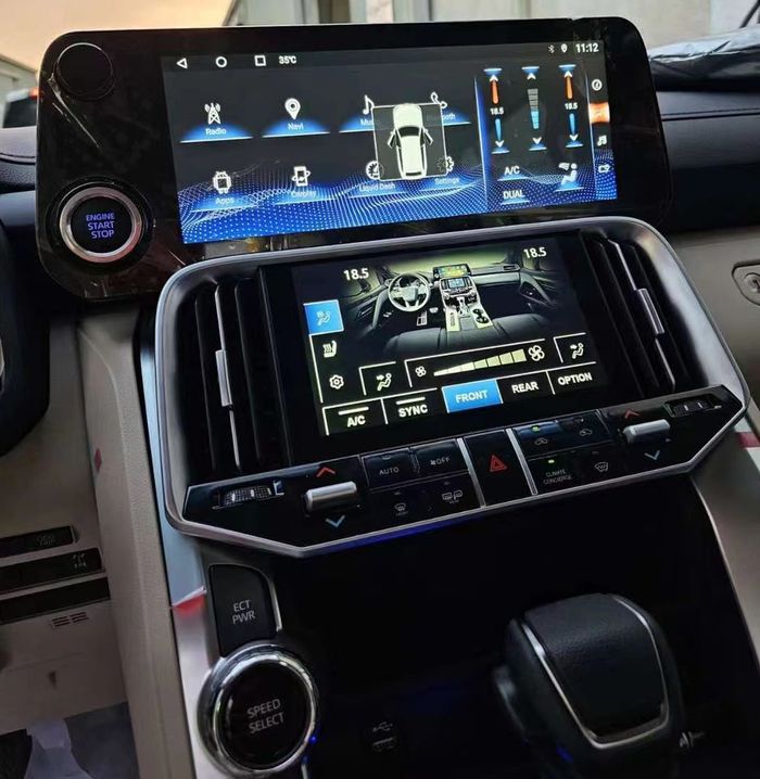 Магнитола для Toyota Land Cruiser 300 (экран климата снизу) - Kuberg KP-T1218 монитор 12.3" в стиле "LX600", Android 10, 6+128Гб, CarPlay, 4G SIM-слот, сенсорная ЖК-панель климата в комплекте