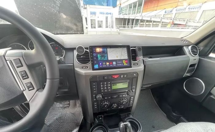 Магнитола для Land Rover Discovery 3 2005-2009 (закругленные углы) - Teyes CC2 PLUS Android 10, ТОП процессор, 4-64, SIM-слот