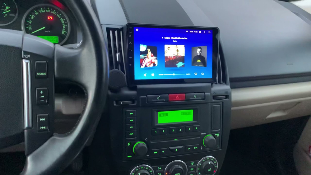 Магнитола для Land Rover Freelander 2007-2012 (взамен монохрома) - Kuberg QLed, Android 13, TS20, CarPlay, SIM-слот
