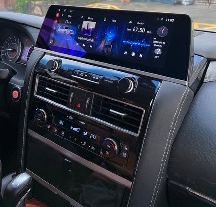 Магнитола для Infiniti QX80 / QX56 2010-2024, Nissan Patrol Y62 (поддержка Bose, 360 и мониторов) - Kuberg ZH-N1606 монитор 16", Android 12, 8/128Гб, CarPlay, 4 SIM-слот, беспроводная зарядка