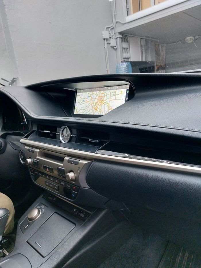 Магнитола для Lexus ES200, ES250, ES350 2015-2018 (джойстик - шайба) - Carsys LES-M монитор 10.25", Android 10, Быстрая, CarPlay, 4G SIM-слот