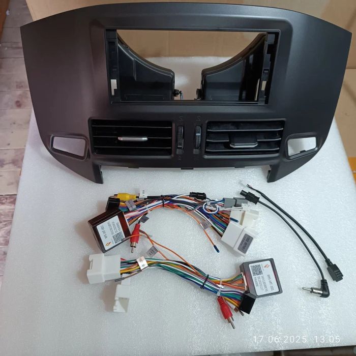 Магнитола для Mitsubishi Pajero 4 2006-2021 (тип 2) - Kuberg KP-M1207-3-FW монитор 12.5" в стиле LEXUS на Android 13, Быстрая, CarPlay, 4G SIM-слот