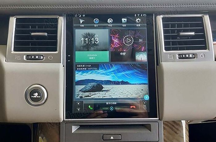 Магнитола для Range Rover Sport 2009-2012 (поддержка штатного меню DENSO) - Kuberg NH-R1004-1 ("Тесла-Стиль") Android 11, 4+64Гб, CarPlay, SIM-слот