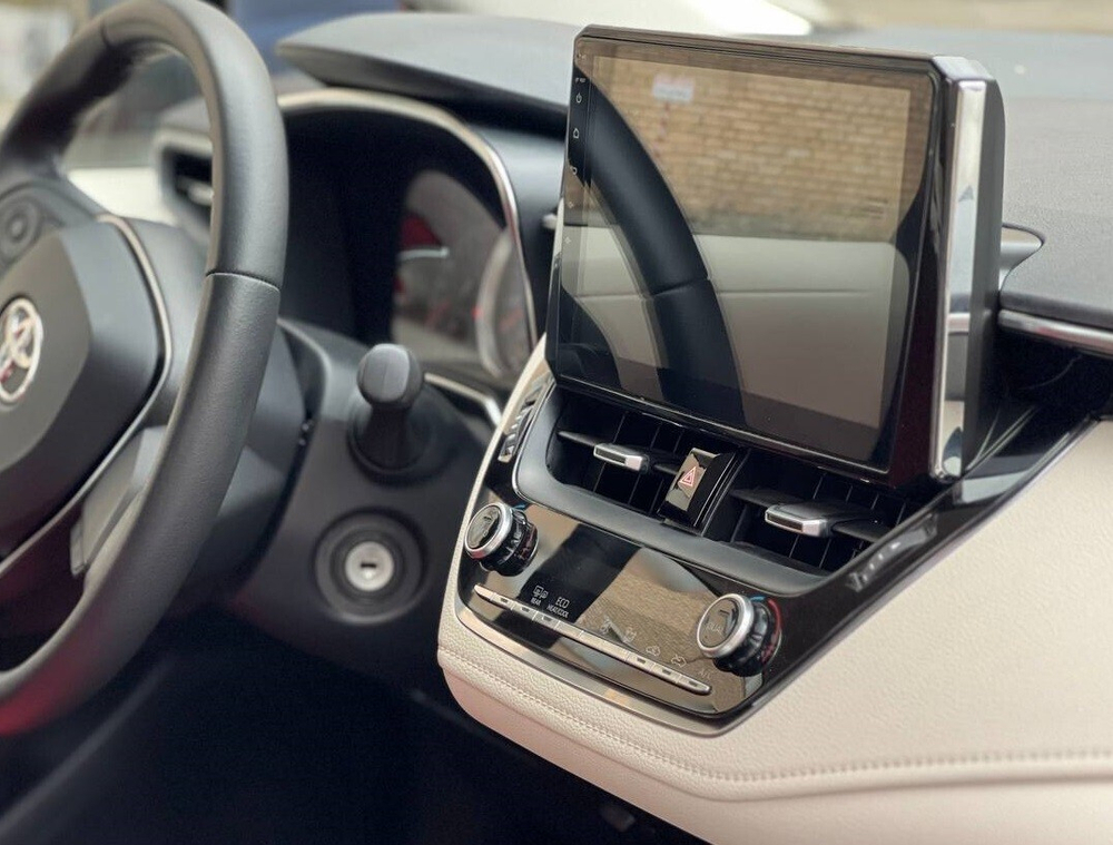 Магнитола для Toyota Corolla E210 2019-2024+, Corolla Cross - Kuberg OL-1697 QLed+2K, Android 12, TS10,  CarPlay, 4G SIM-слот