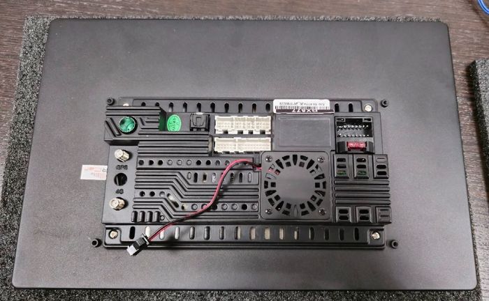 Магнитола для УАЗ Патриот Пикап Профи 2016+ (рамка тип 1) - FarCar BX877 монитор 13" 2K QLED на Android 13, TS10, 6+128, CarPlay, 4G SIM-слот