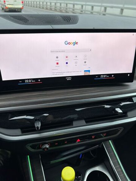 Мультимедиа блок для BMW 2019+ со штатным беспроводным CarPlay - Kuberg ASR-V423W на Android 13, 8-ядер, 8/256ГБ, 4G SIM-слот, простое подключение