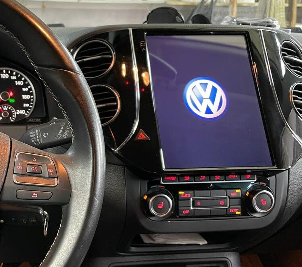Магнитола для Volkswagen Tiguan 1 2007-2016, Golf Plus - Kuberg ZF-1081-DSP "Тесла-стиль" монитор 10.4" на Android 9, 4/64ГБ