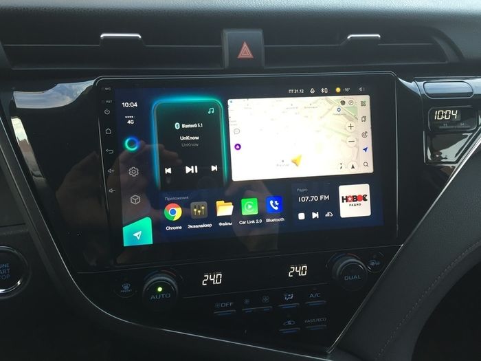 Магнитола для Toyota Camry 70 2017-2021 (без JBL) - FarCar BM1069M монитор 10.36" QLED на Android 14, TS10, 4+32Гб, CarPlay, 4G SIM-слот