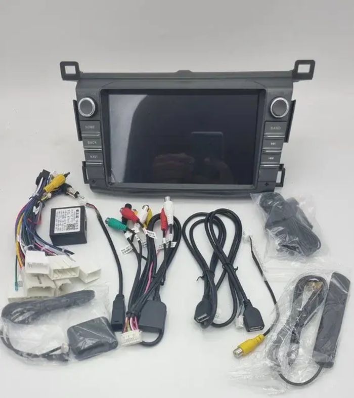 Магнитола для Toyota RAV4 XA40 2012-2019 - Kuberg MKD-8017-S10 на Android 12, 4Гб+64Гб, 4G SIM-слот, CarPlay