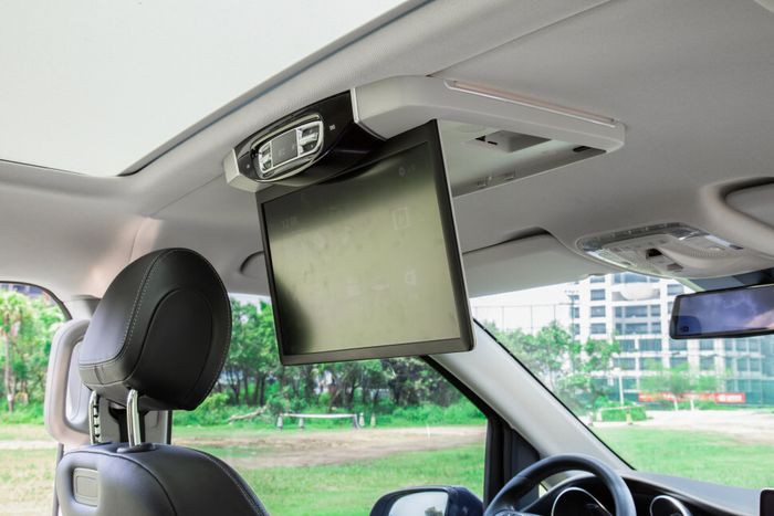 Монитор потолочный моторизированный для Mersedes-Benz V класс - ERGO ER15AMS-AUTO с экраном 15.6” (1920х1080 FullHD, Android, 3+32Gb) серый