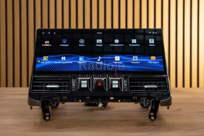 Магнитола для Toyota Land Cruiser 200 2007-2015 (климат на ШГУ) - RDL-LC200H-07-15-DH17 монитор 17" на Android 13, 8Гб+256Гб, CarPlay, 4G SIM-слот