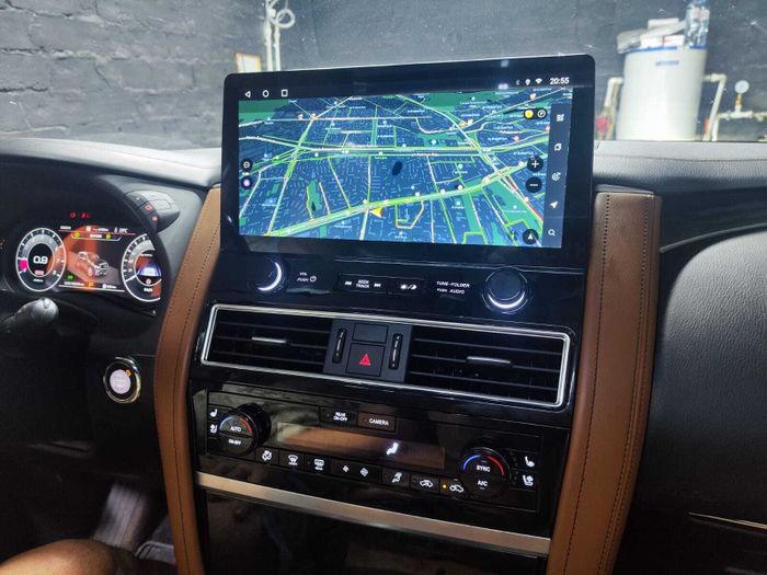 Магнитола для Infiniti QX80 / QX56 2010-2024, Nissan Patrol Y62 (поддержка Bose, 360 и мониторов) - Kuberg ZH-N1401 монитор 14", Android 12, 8/128Гб, CarPlay, 4 SIM-слот, беспроводная зарядка