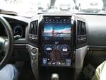 Магнитола для Toyota Land Cruiser 200 2007-2015 (экран климата внизу) - Kuberg ZF-1806L-Q6 вертикальный экран в стиле "Тесла" на Android 11, CarPlay, 4G SIM-слот