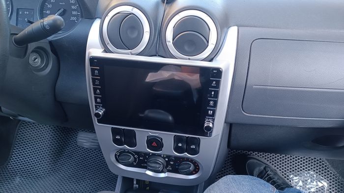Магнитола для Renault Logan/Sandero 2009-2014 - Kuberg SF-9944 (кнопки и крутилки) Android 13, TS20, 6+128Гб, CarPlay, 4G SIM-слот