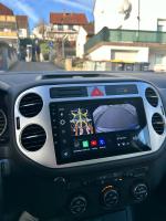 Магнитола для Volkswagen Tiguan 1 2007-2011, Golf Plus (аварийка треугольная, рамка серебро) - Teyes CC3 Android 10, ТОП процессор, 4/32 Гб, CarPlay, SIM-слот