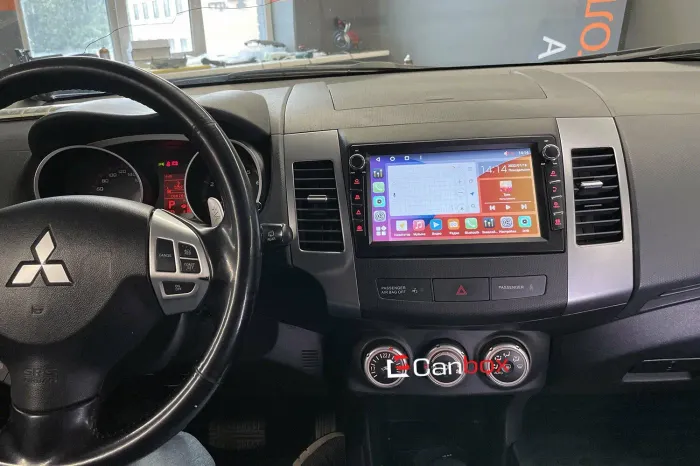 Магнитола для Mitsubishi Outlander XL, Peugeot 4007, Citroen C-Crosser (перфорированная рамка) - Canbox 9-004-1/9-004 Android 10, Быстрая, CarPlay, 4G SIM-слот