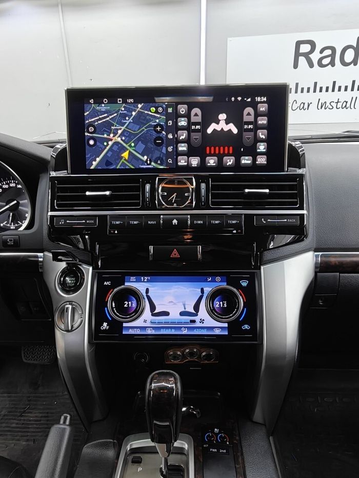 Магнитола для Toyota Land Cruiser 200 2007-2015 (климат на ШГУ) - RDL-LC200H-07-15-105 монитор 12.3" на Android 13, 6Гб+128Гб, CarPlay, 4G SIM-слот