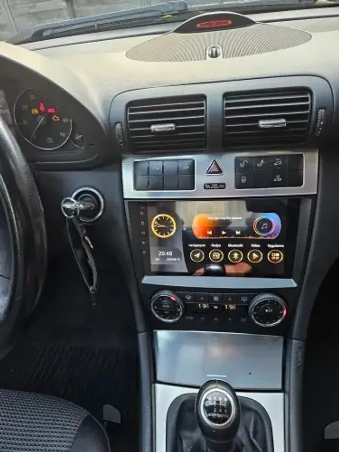 Магнитола для Mercedes-Benz G W463 2000-2006, C-класс W203 2000-2004 - Kuberg OL-9987 QLed, Android 12, TS10, CarPlay, 4G SIM-слот