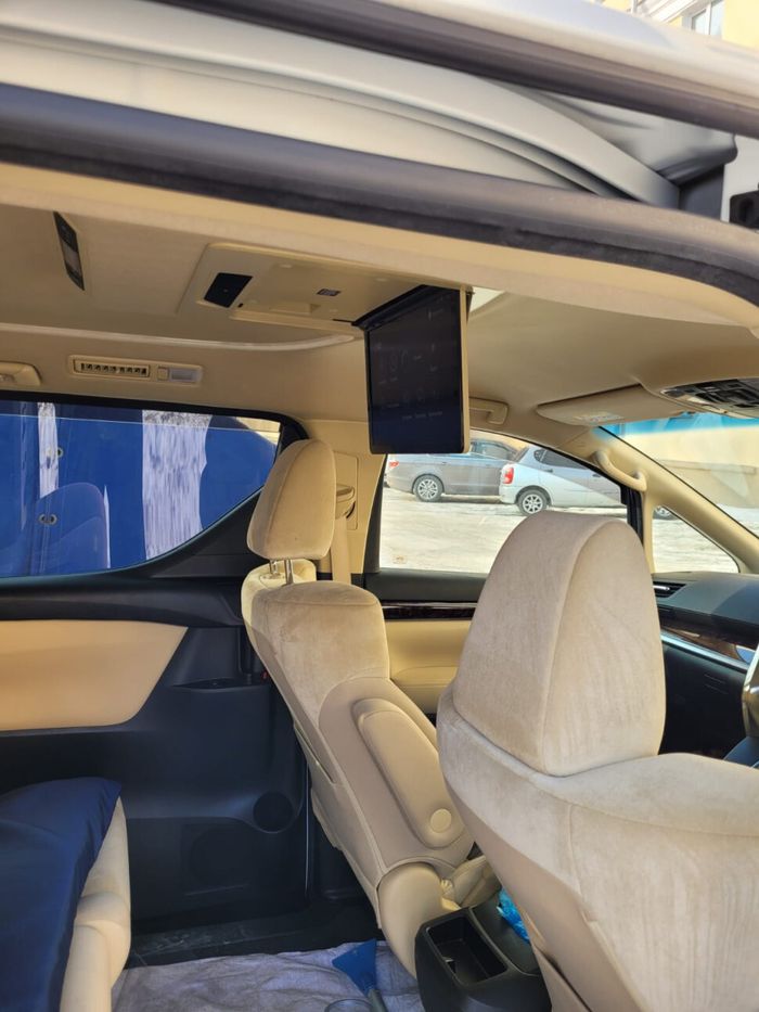 Монитор потолочный моторизированный для Toyota Alphard - ERGO ER15AFL-AUTO 15,6" (1920х1080 FullHD, Android, 3+32Gb) бежевый